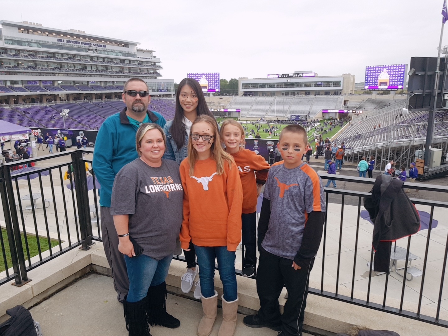 Exchange student at first American football game